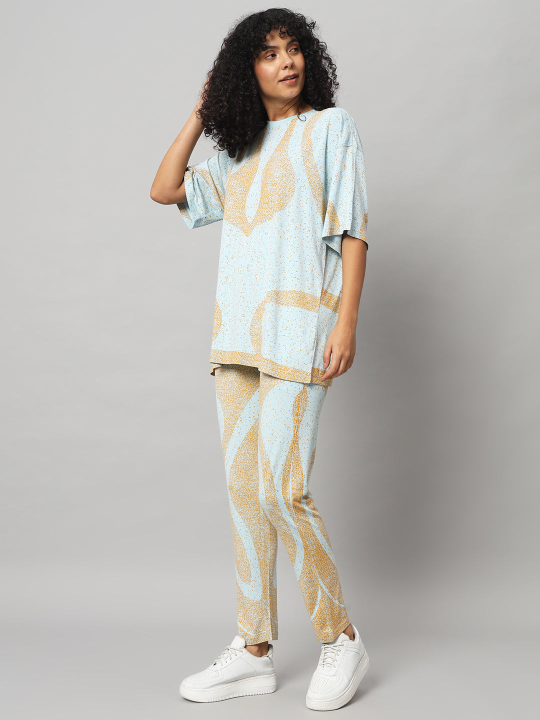 Aqua Gold Athletic Set