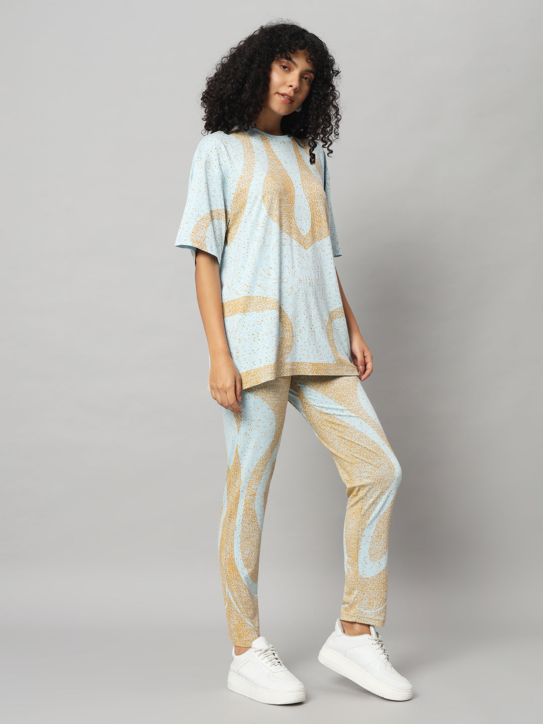 Aqua Gold Athletic Set