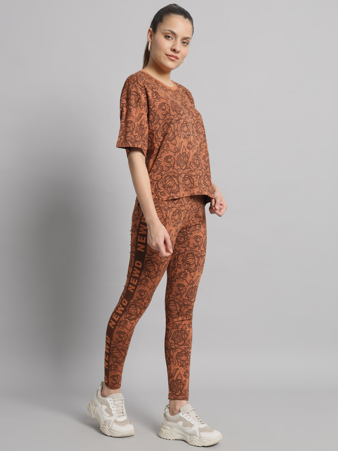 Windsor tan lace print leggings set