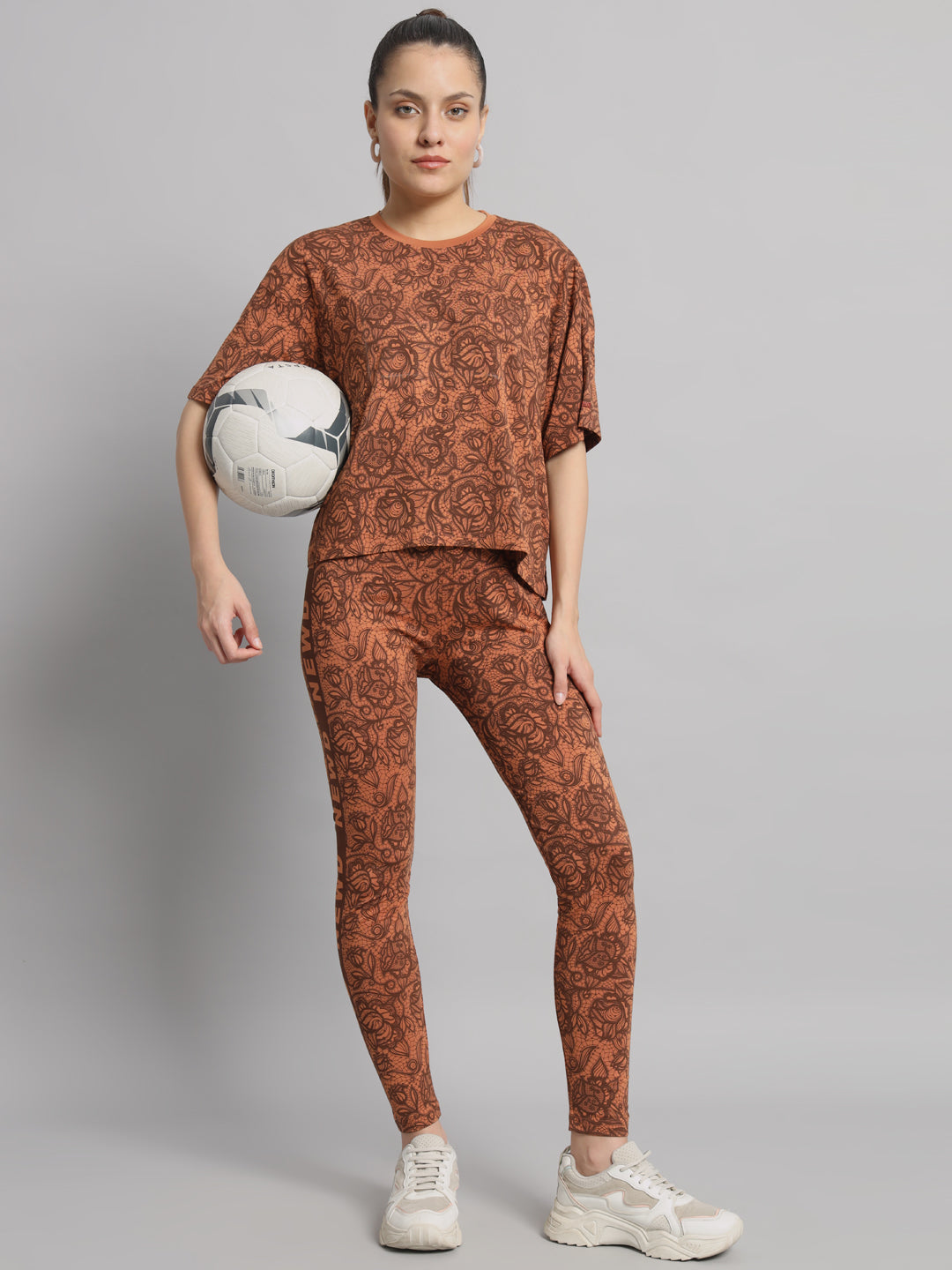 Windsor tan lace print leggings set