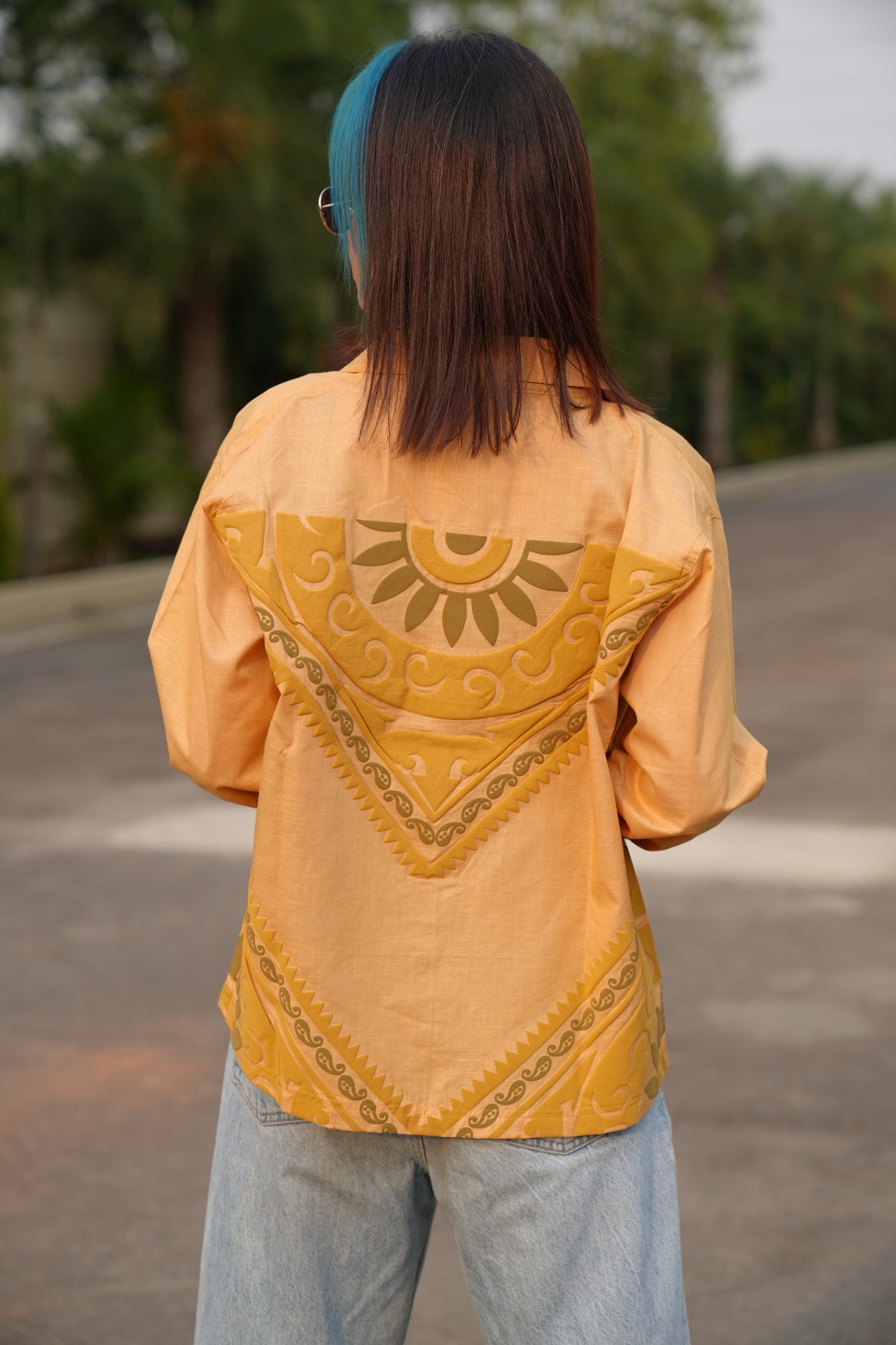 Honey puffed back shirt